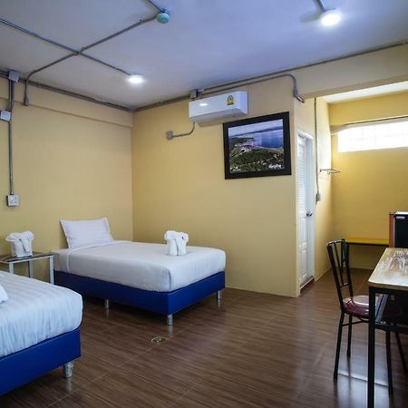 טאק Baan Chang Hotel & Coffee House מראה חיצוני תמונה