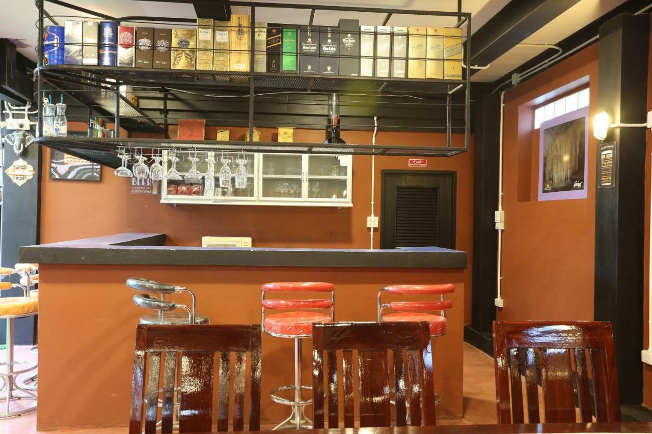 טאק Baan Chang Hotel & Coffee House מראה חיצוני תמונה